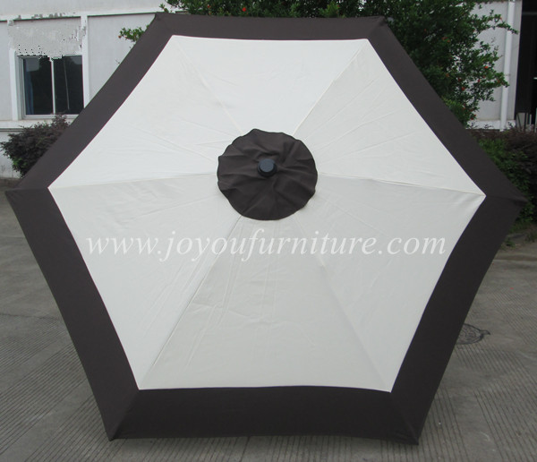 patio umbrella in beige